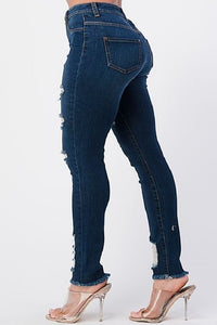 FRAYED BOTTOM DISTRESSED JEANS