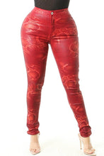 Load image into Gallery viewer, PY THON PRINT JEANS (2 COLORS)