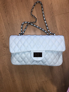 MEDIUM CLASSIC QUILTED BAGS