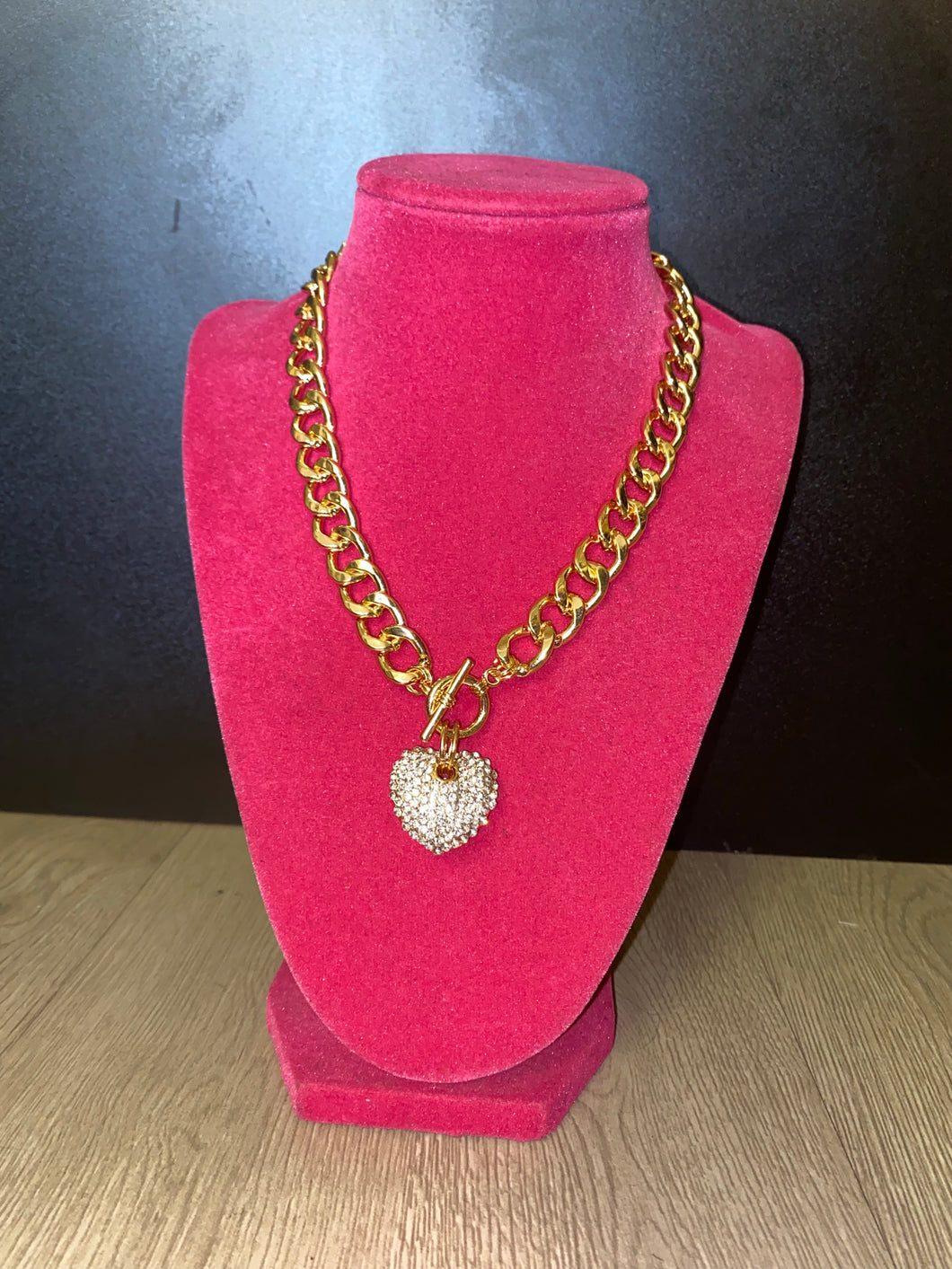 HEART CUBAN LINK NECKLACE (3COLORS)